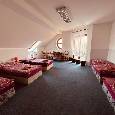 Leo - Penzion Jevišovice Exteriér fotografie