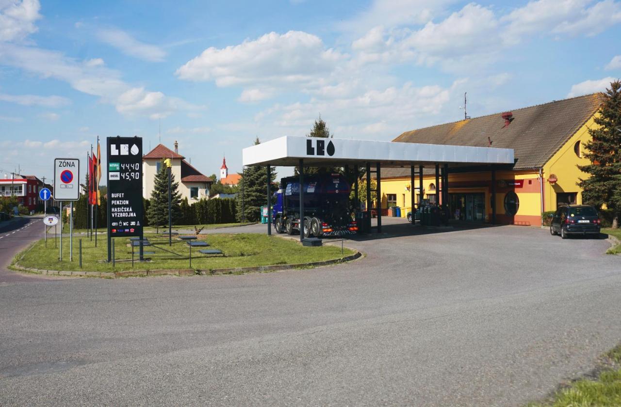 Leo - Penzion Jevišovice Exteriér fotografie